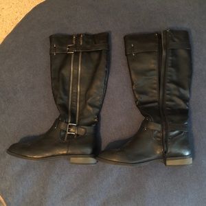 Black mid calf zip up boots